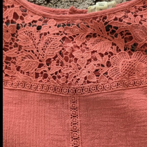 Lace trim organic cotton top - Picture 3 of 6